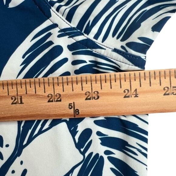 chubbies Light Weight Performance Golf Polo Hawaiian Print in Blue Men's XL - Picture 8 of 13